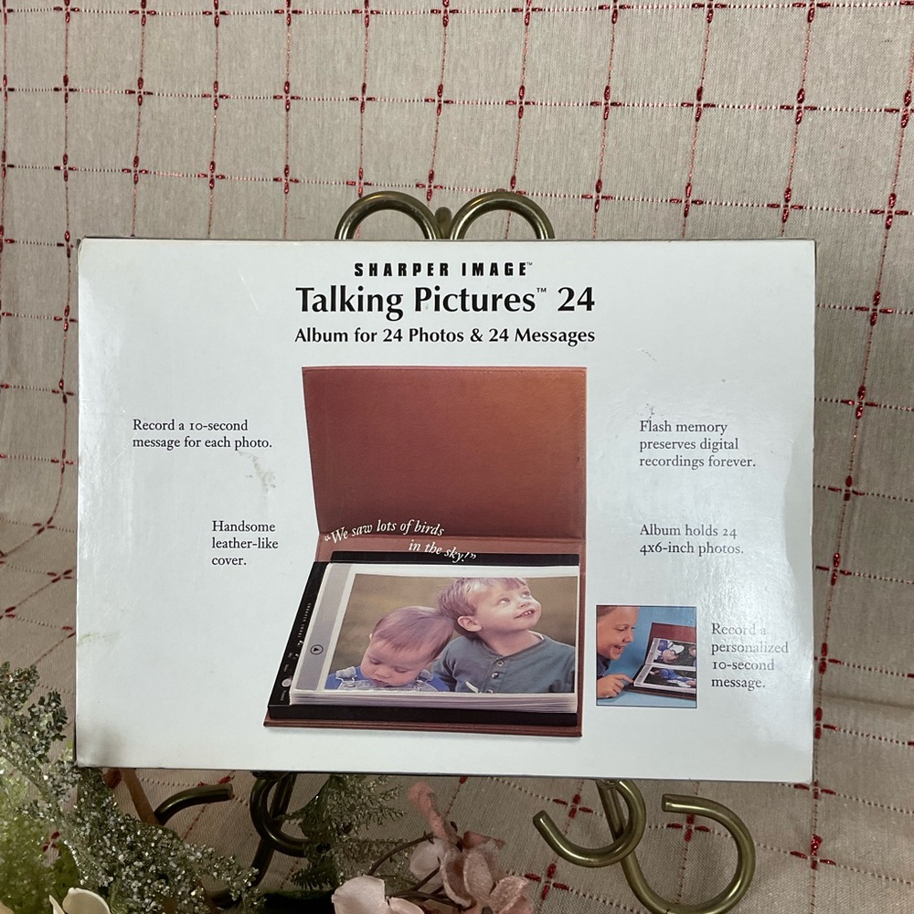 Sharper Image Talking Pictures 24: Album Photos & Messages Photo Book NEW SEALED - Picture 2 of 4
